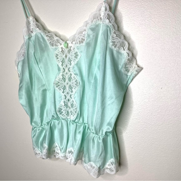 < Vintage Turquoise Lace Trimmed Lingerie Top > - Picture 3 of 5